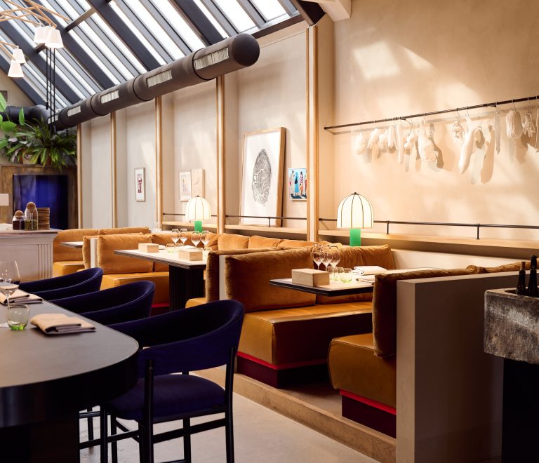 SAAM restaurant maatwerk interieur