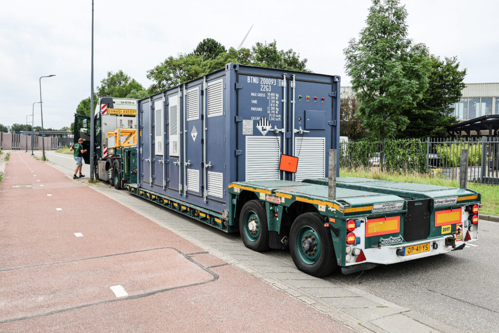 Vrachtwagen met batterij